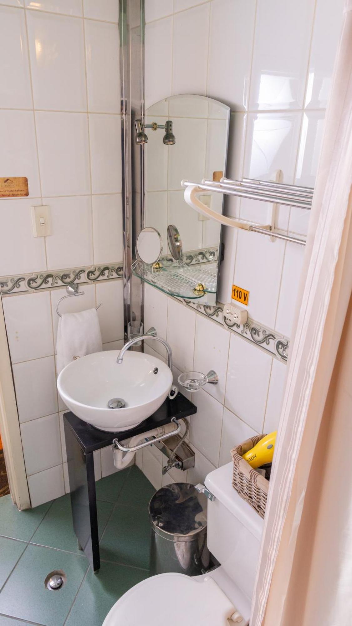 Отель Casa Colonial Кито Экстерьер фото