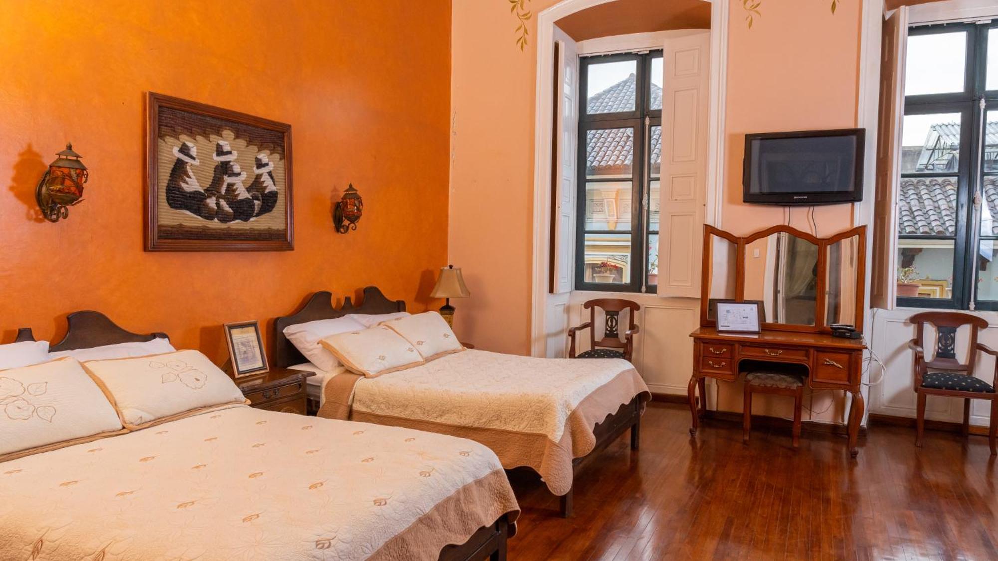 Отель Casa Colonial Кито Экстерьер фото