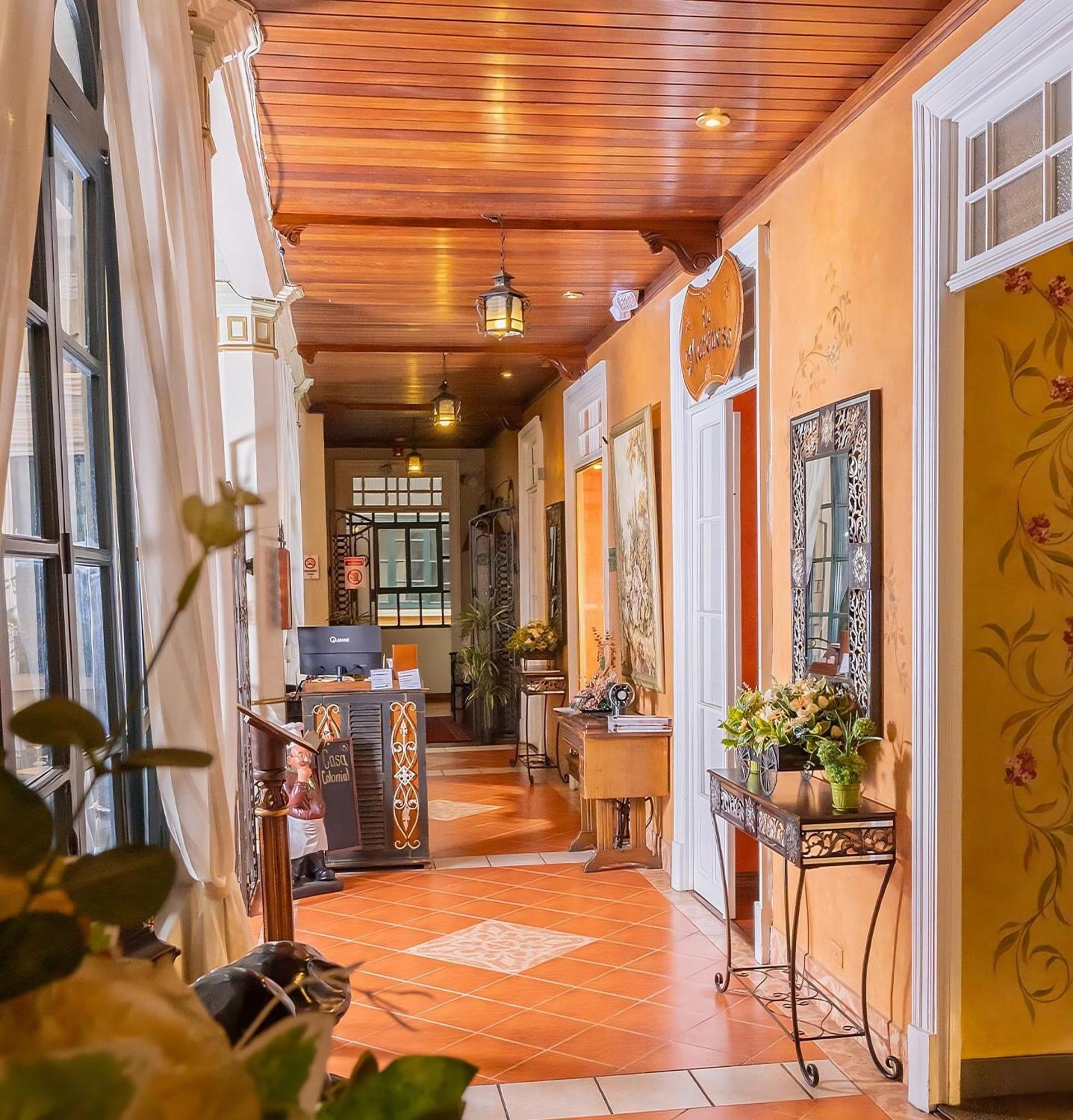 Отель Casa Colonial Кито Экстерьер фото